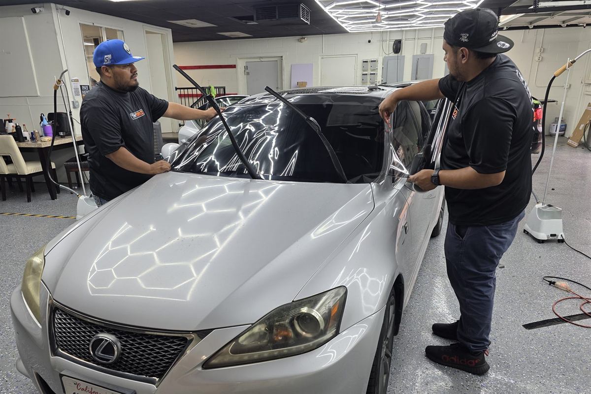Automotive window tint installation process